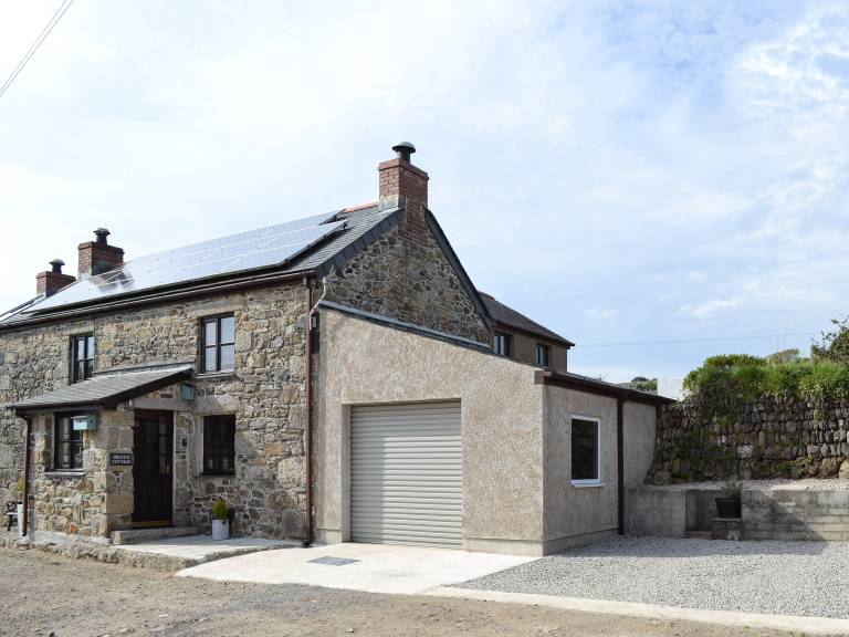 Cottage  Marazion