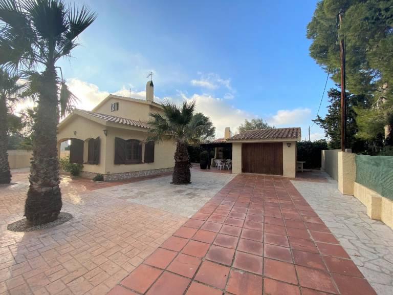 Casa les Tres Cales