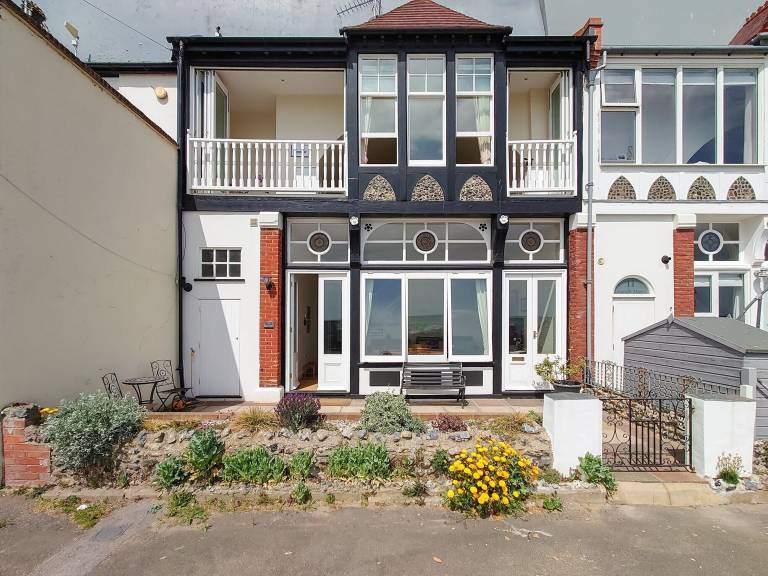 Cottage  Margate