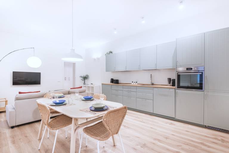 Apartment with 1 room for 4 persons in Milan, OH