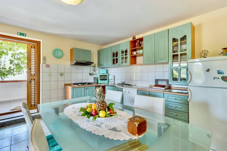 Fully equipped rental apartment with garden & barbeque | Pets are welcome — photo 2