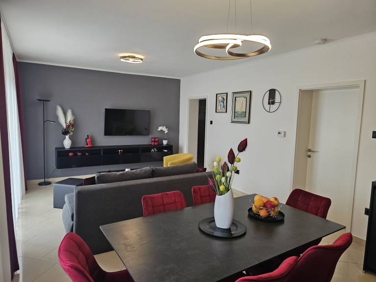 Apartments Grozić A2 in Opatija