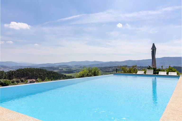 Holiday Home 'Casa Cerdeirinhas De Basto' with Mountain View, Private Pool and Wi-Fi — photo 2