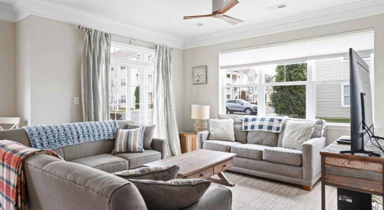 House with pool | Pets allowed in Rehoboth Beach, DE