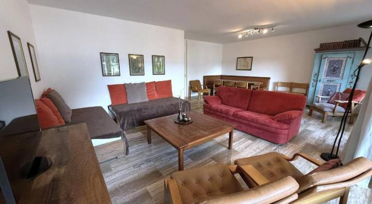 Rental apartment with pool — photo 2