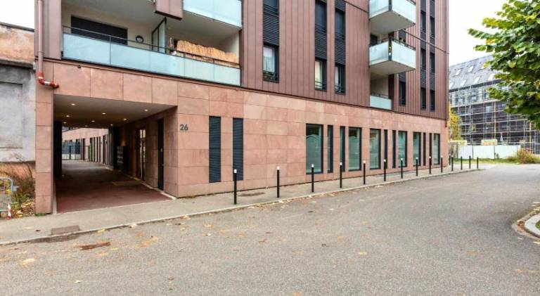 Holiday apartment with terrace & grill | Next to Strasbourg Cathedral | Good for workation — photo 4