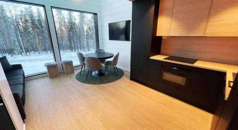 Vacation home with hot tub | Pets allowed — photo 4