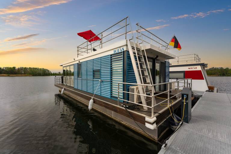 Hausboot Neuhof