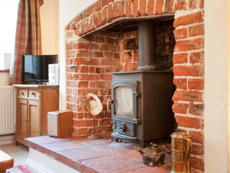 Children-friendly wonderful cottage with yard | Pets are welcome — photo 4