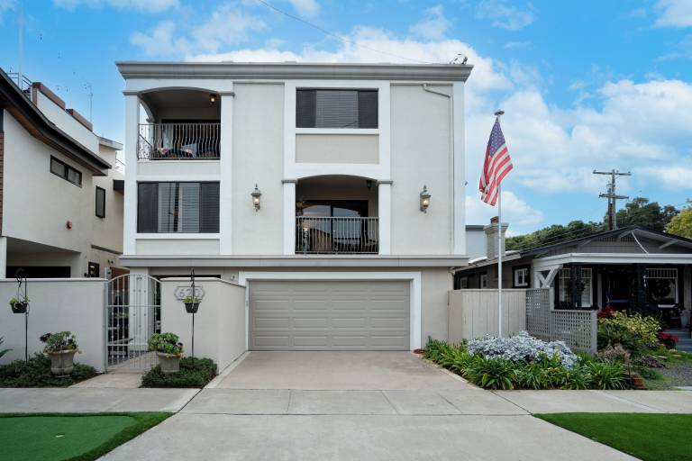 House  Coronado