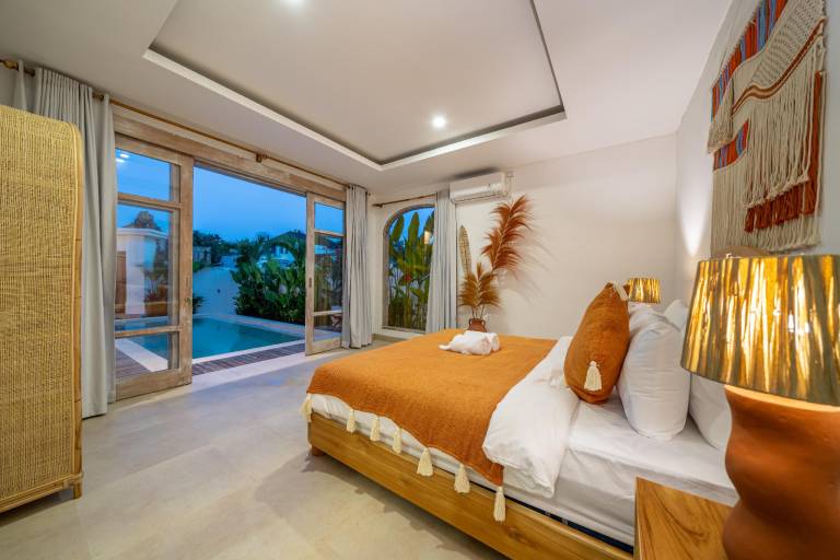 Family-friendly pleasant villa with terrace, garden & BBQ | Good for workation | Pet-friendly — photo 2