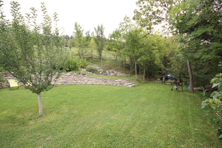 Gite with garden, barbecue & patio — photo 4
