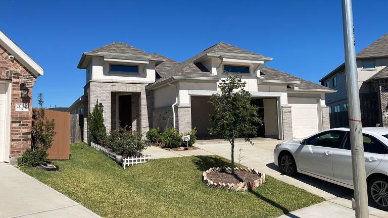 House  Grand Lakes