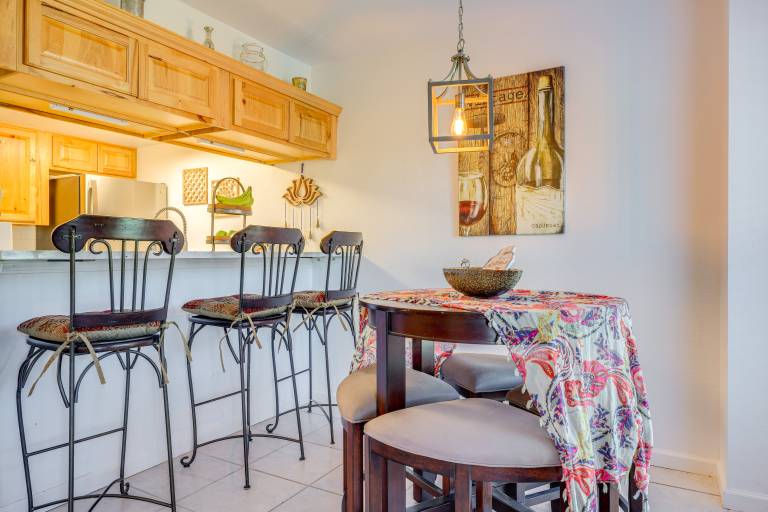 Hill Country Townhome: Close to Parks & Hiking — photo 2