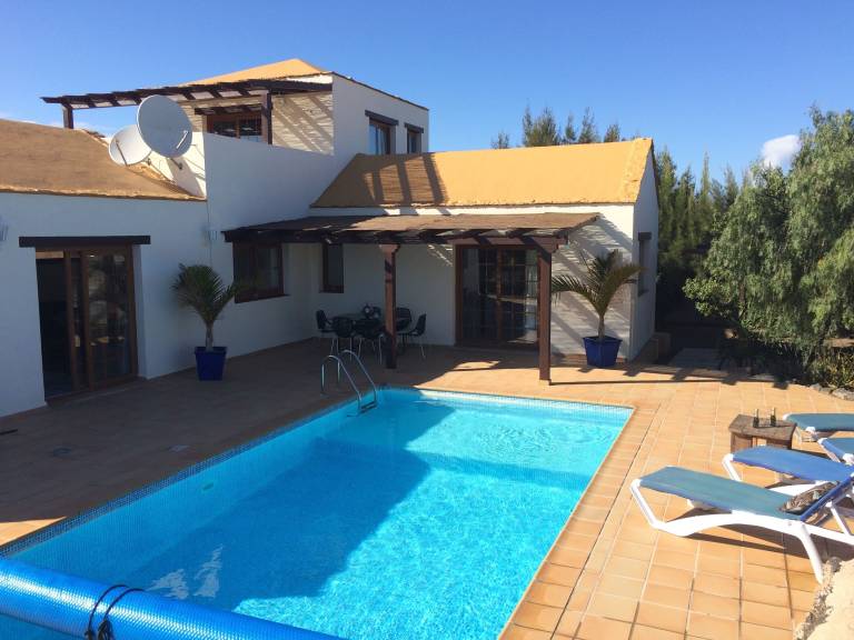 Villa Lajares