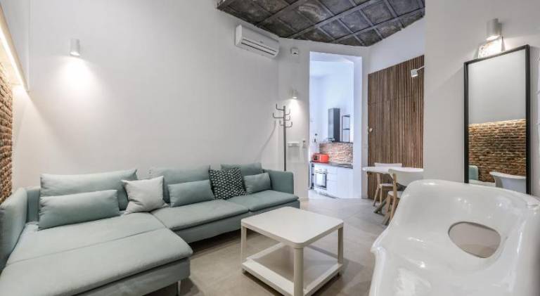 Stylish Flat Near Plaza Mayor & La Latina in Madrid