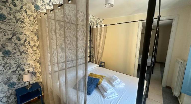 Apartment | Next to Fontana del Delfino — photo 2