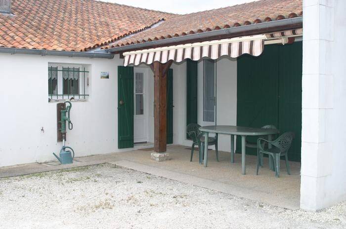 Vacation home with barbeque & garden | City view | Pet-friendly — photo 2