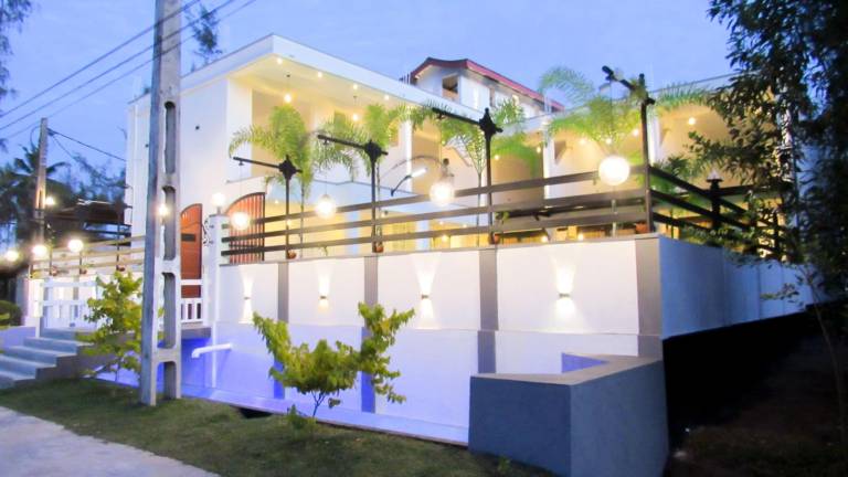 Airport Faith Hotel in Negombo