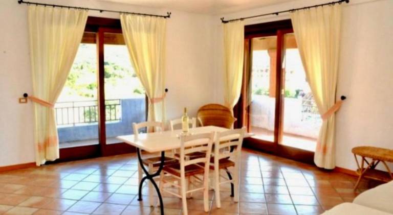 Serviced apartment with garden & terrace — photo 2