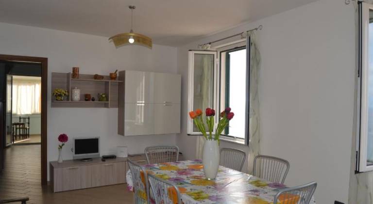 Apartment with 3 rooms for 7 persons — photo 4