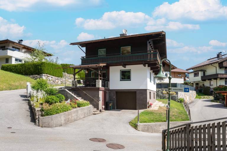 Ferienhaus mit Hund in Fügen, Zillertal, Österreich