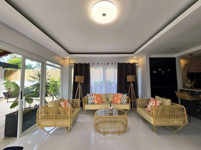 Christoff Beach Resort _ VILLA — photo 3