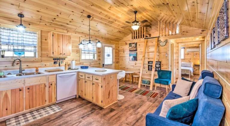 House with 2 rooms for 6 persons in Kent, KY