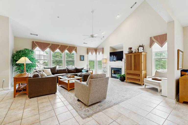 Condo  Millville