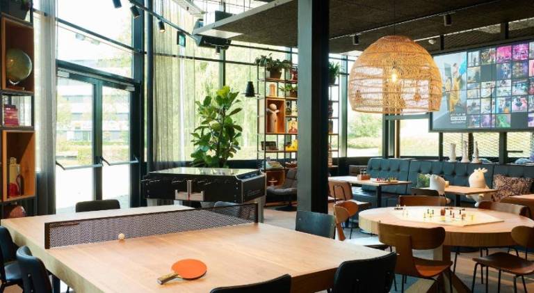 Moxy Amsterdam Schiphol Airport — photo 4