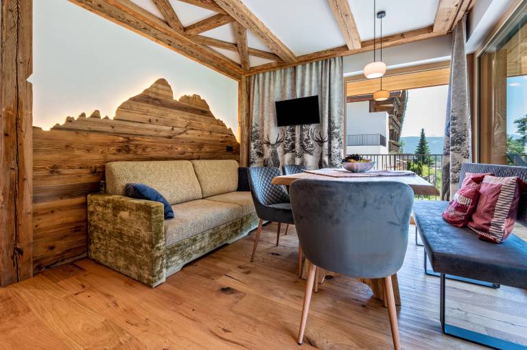 Chalet "Dolomites Villa Anita" with Mountain View, Private Terrace & Wi-Fi — photo 4