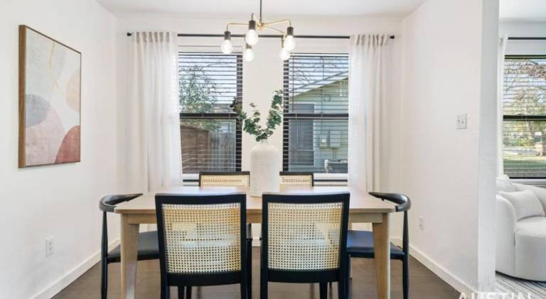 Vacation home | Suitable for remote work | Pets allowed in Austin, TX