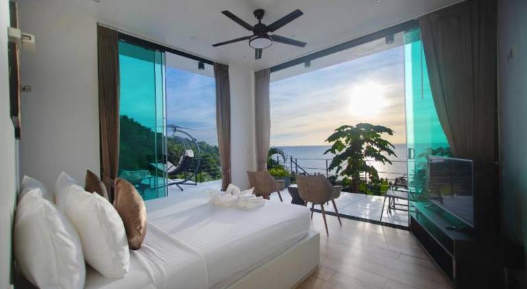 Fully equipped villa with private pool, hot tub & barbeque | Close to the beach | Pets allowed — photo 2