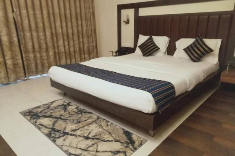Hotel Udayanraje Palace