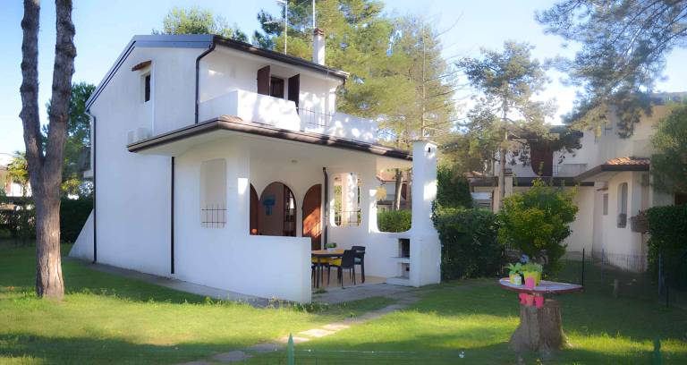 House with garden, grill & patio — photo 3