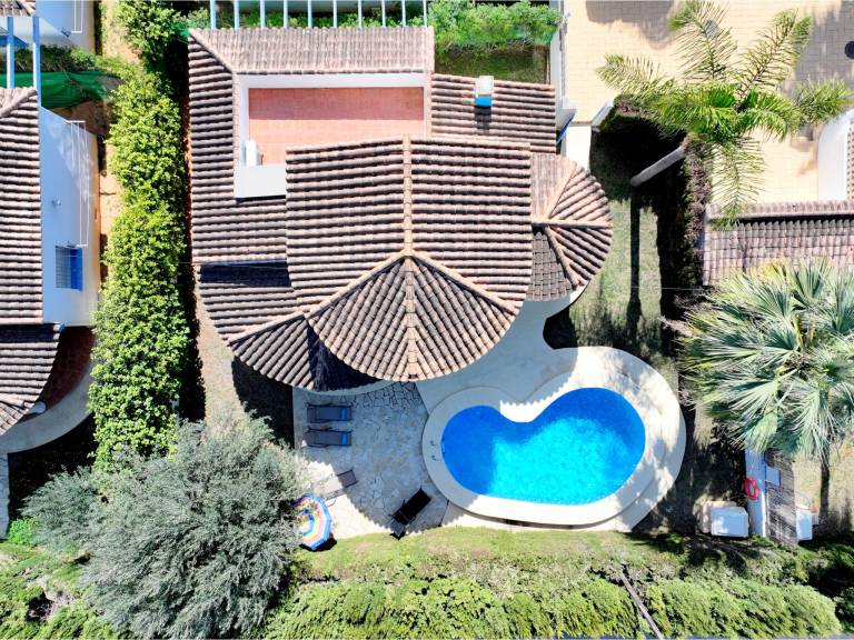 Fully equipped villa with grill, private pool & terrace | Next to the beach | Pets allowed — photo 3