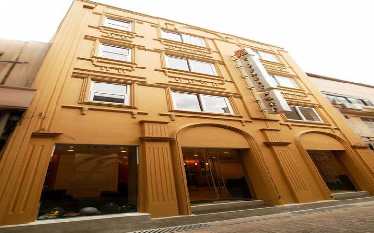 Hostel  Fort
