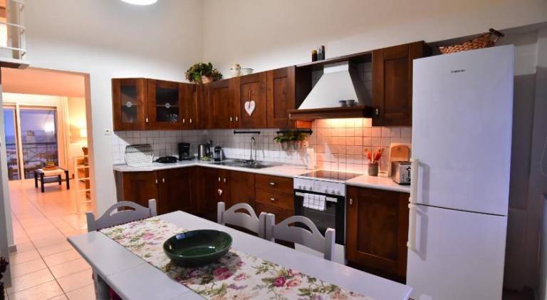 Holiday apartment with terrace — photo 4