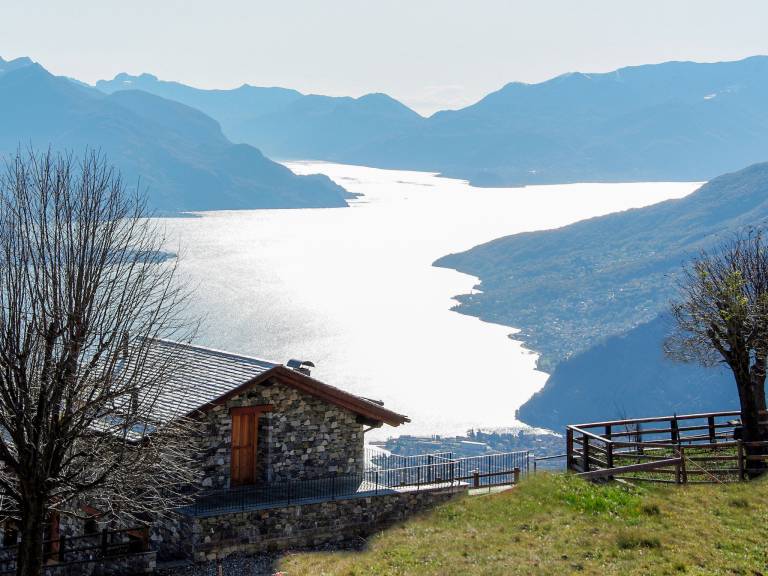 Ferienhaus Gravedona ed Uniti