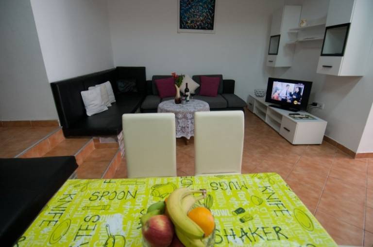 Ferienwohnung in Lovran mit Meerblick, Terrasse, Klimaanlage, W-LAN (3698-2) — photo 2
