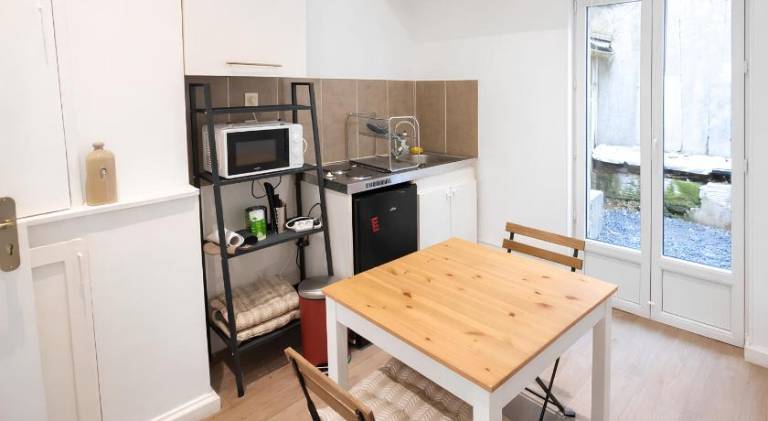 Holiday apartment with 1 room for 2 persons in Rouen