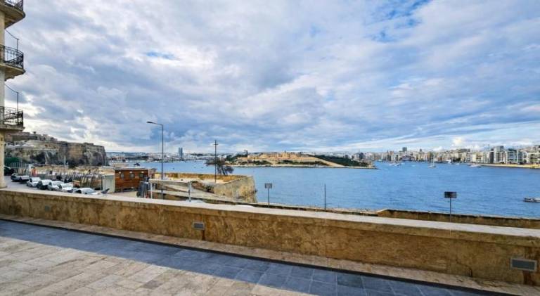 Rental apartment | Near Lower Barrakka Gardens | Pet-friendly — photo 3