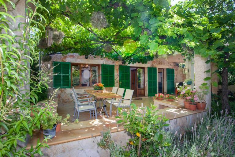 EREMUS Chalet with private garden in Valldemossa