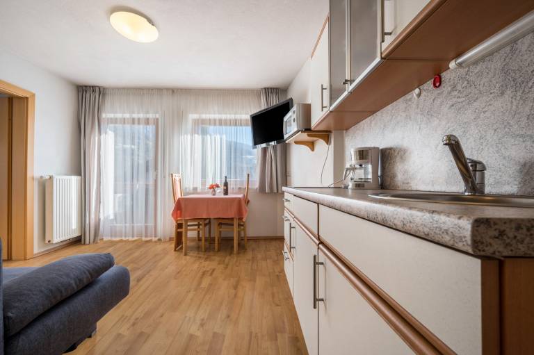 Apartment "Klementhof Nr 4" with Mountain View, Pool, Wi-Fi, Balcony & Garden — photo 4