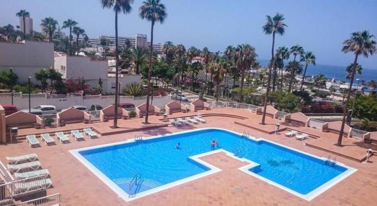 Holiday apartment with private pool, garden & terrace in Adeje
