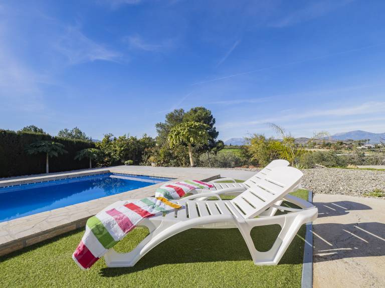 Cottage with terrace, barbeque & private pool | Mountain view — photo 5