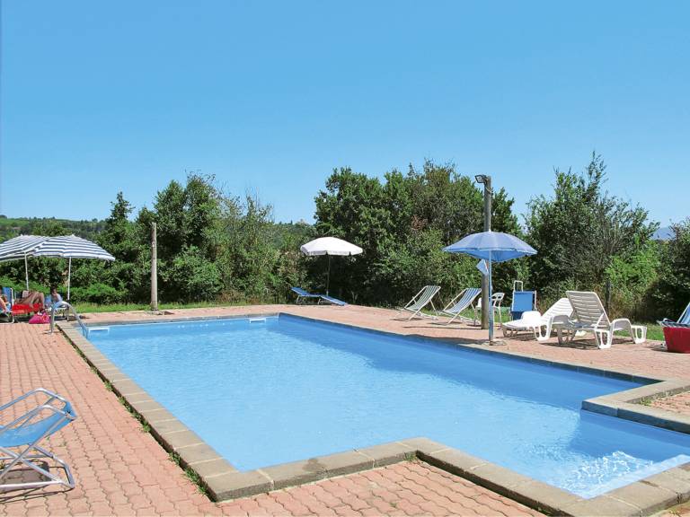 House with terrace, yard & pool — photo 2