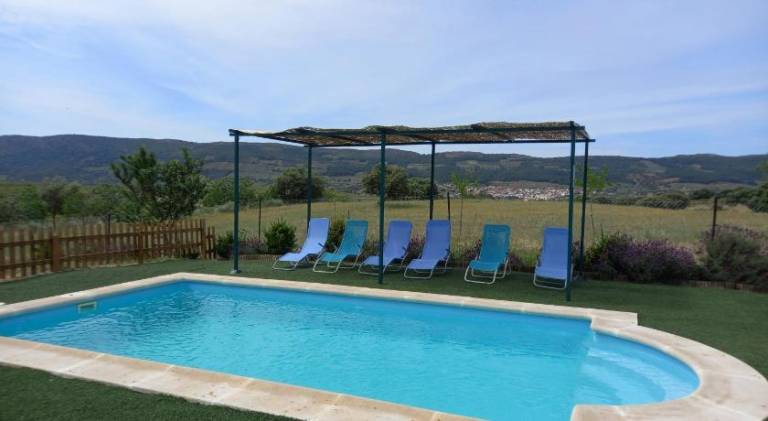 House with patio, pool & grill — photo 3