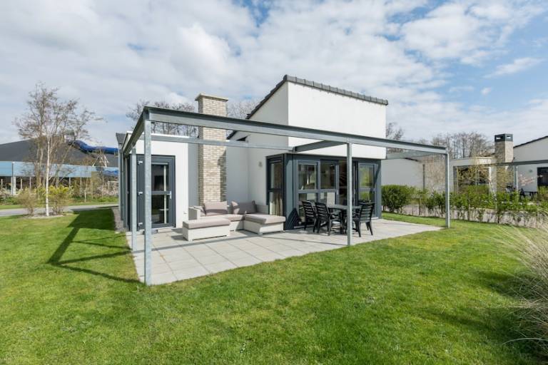 Ferienhaus mit Pool in De Koog, Holland f&uuml;r max. 6 Personen