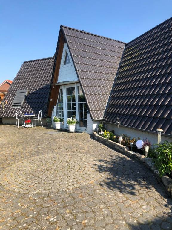 Family-oriented charming vacation home with barbeque & garden | Next to the beach | Pet-friendly — photo 2